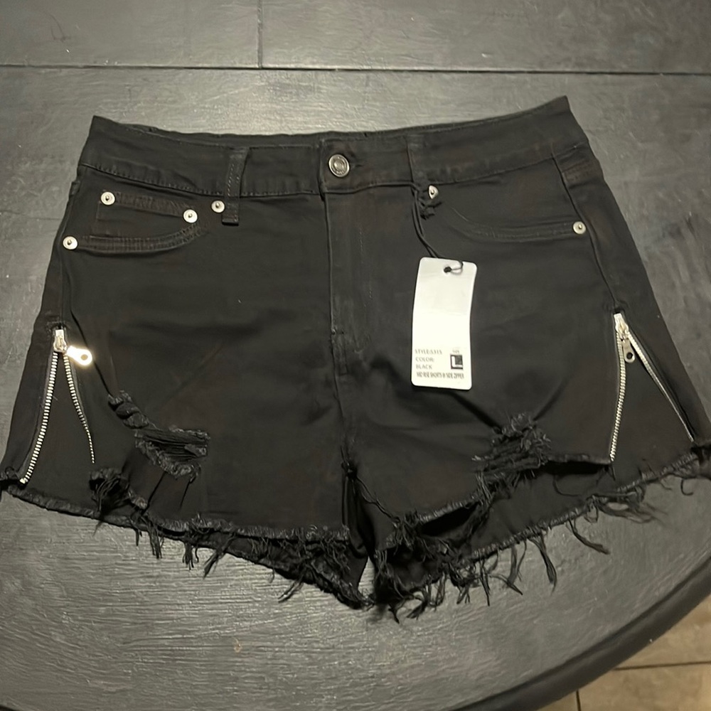 Fashion Nova shorts